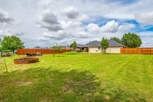 1320 E Highland Rd, Waxahachie, TX 75167 - Photo 23