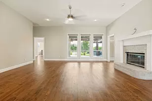 1320 E Highland Rd, Waxahachie, TX 75167 - Photo 7