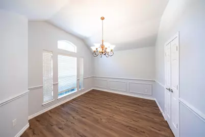 10706 Saint Annes Drive, Rowlett, TX 75089 - Photo 5