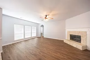 10706 St Annes Dr, Rowlett, TX 75089 - Photo 11