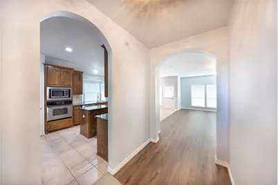 10706 Saint Annes Drive, Rowlett, TX 75089 - Photo 9