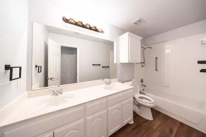 10706 Saint Annes Drive, Rowlett, TX 75089 - Photo 27