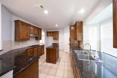 10706 Saint Annes Drive, Rowlett, TX 75089 - Photo 15