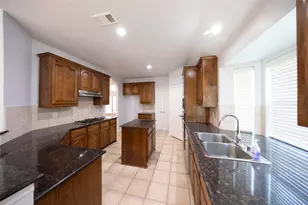 10706 St Annes Dr, Rowlett, TX 75089 - Photo 15