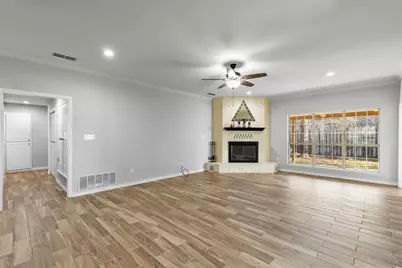 3906 Cimmaron Trail, Granbury, TX 76049 - Photo 9