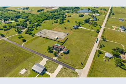 12240 Wellington Road, Ponder, TX 76259 - Photo 39