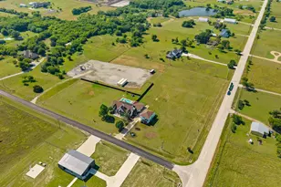 12240 Wellington Rd, Ponder, TX 76259 - Photo 39