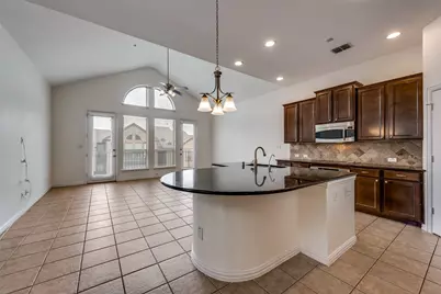 1930 Loma Alta Drive, Irving, TX 75063 - Photo 13