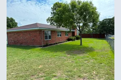 593 County Road 4680, Boyd, TX 76023 - Photo 3