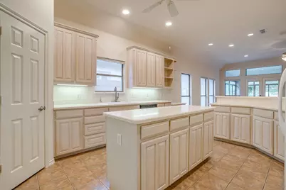 7112 White Tail Trail, Fort Worth, TX 76132 - Photo 13