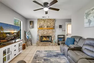 4479 Sunrise Dr, Chandler, TX 75758 - Photo 5