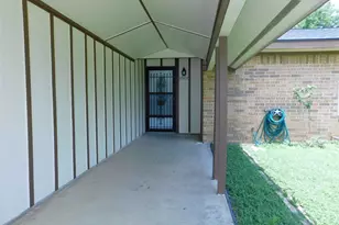3507 Hummingbird Ln, Denton, TX 76209 - Photo 3