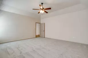 316 Madison St, Burleson, TX 76028 - Photo 17