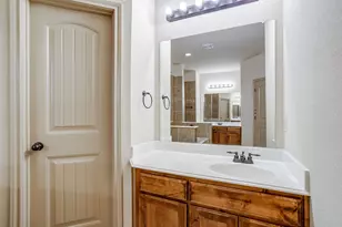 316 Madison St, Burleson, TX 76028 - Photo 23