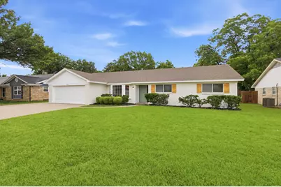 2112 Stonegate Drive N, Bedford, TX 76021 - Photo 3