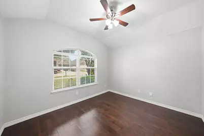 4521 Lakeside Hollow Street, Fort Worth, TX 76262 - Photo 13