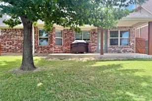 4521 Lakeside Hollow St, Fort Worth, TX 76262 - Photo 11