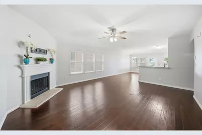 4521 Lakeside Hollow Street, Fort Worth, TX 76262 - Photo 15