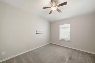 4521 Lakeside Hollow St, Fort Worth, TX 76262 - Photo 31