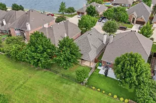 4521 Lakeside Hollow St, Fort Worth, TX 76262 - Photo 9