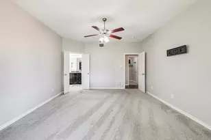 4521 Lakeside Hollow St, Fort Worth, TX 76262 - Photo 17