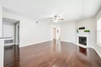 4521 Lakeside Hollow Street, Fort Worth, TX 76262 - Photo 7