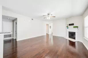 4521 Lakeside Hollow St, Fort Worth, TX 76262 - Photo 7