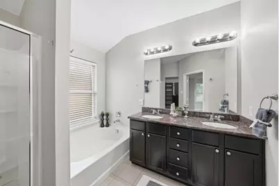 4521 Lakeside Hollow Street, Fort Worth, TX 76262 - Photo 25