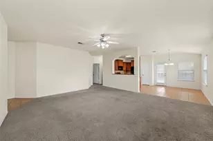 6532 Crystal Ct, Waco, TX 76712 - Photo 5