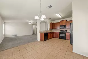 6532 Crystal Ct, Waco, TX 76712 - Photo 7