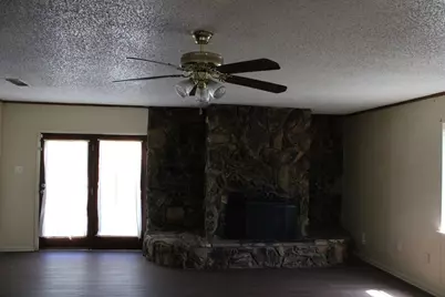 110 E Vanston Lane, Crandall, TX 75114 - Photo 9