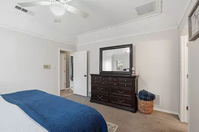 2247 Valley Mill, Carrollton, TX 75006 - Photo 15