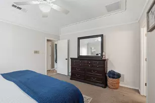 2247 Valley Mill, Carrollton, TX 75006 - Photo 15
