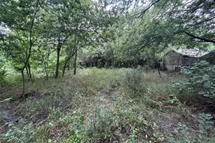 817 20th St, Grand Prairie, TX 75050 - Photo 17