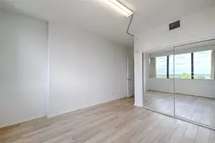 5200 Keller Springs Rd, Dallas, TX 75248 - Photo 9