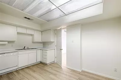 5200 Keller Springs Road #522, Dallas, TX 75248 - Photo 13