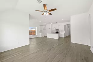 7716 Gatevine Ave, Joshua, TX 76058 - Photo 3