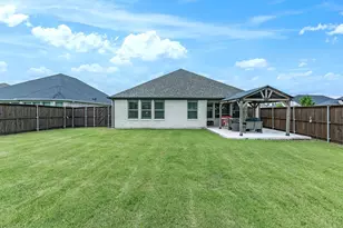 305 Ember Cir, Waxahachie, TX 75165 - Photo 35
