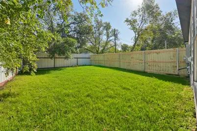 828 Stamps Avenue, Fort Worth, TX 76114 - Photo 27