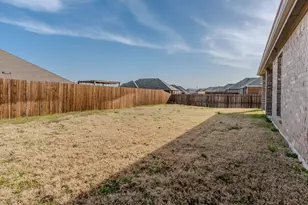 2902 Trusting Wy, Aubrey, TX 76227 - Photo 37