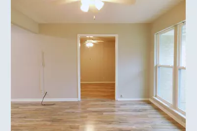 325 W Jones Street, Krum, TX 76249 - Photo 9
