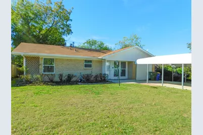 325 W Jones Street, Krum, TX 76249 - Photo 3
