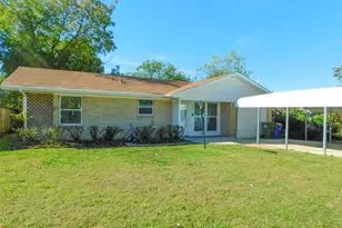 325 W Jones St, Krum, TX 76249 - Photo 3