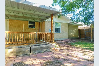 325 W Jones Street, Krum, TX 76249 - Photo 25