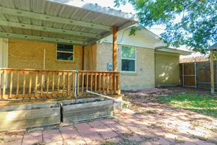325 W Jones St, Krum, TX 76249 - Photo 25