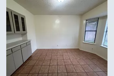 5604 Fireside Drive, Arlington, TX 76016 - Photo 9