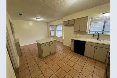5604 Fireside Drive, Arlington, TX 76016 - Photo 7