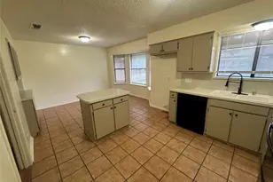 5604 Fireside Dr, Arlington, TX 76016 - Photo 7