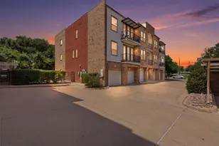 1020 Texas St, Fort Worth, TX 76102 - Photo 1