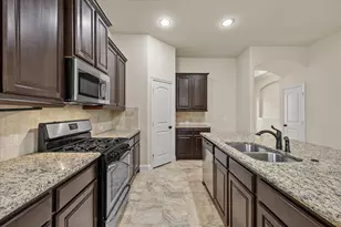 660 Sharpley Dr, Fate, TX 75087 - Photo 5